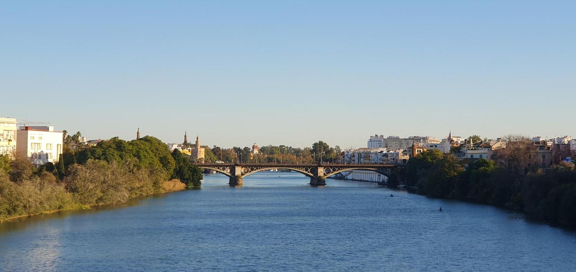 Ribera De Triana Hotel Seville Exterior photo